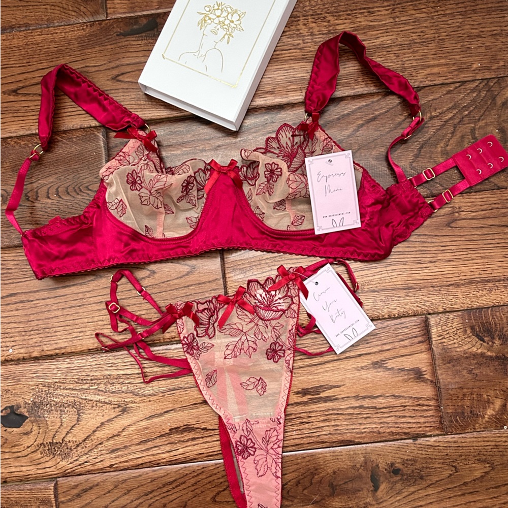 Embroidered Lingerie Set